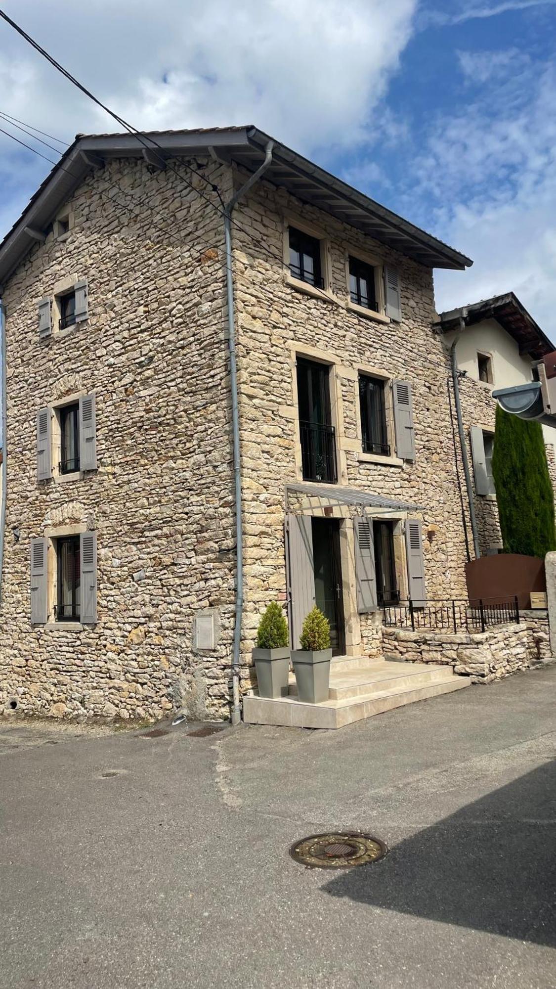 La Maison De Mounette L'Isle-d'Abeau Bagian luar foto